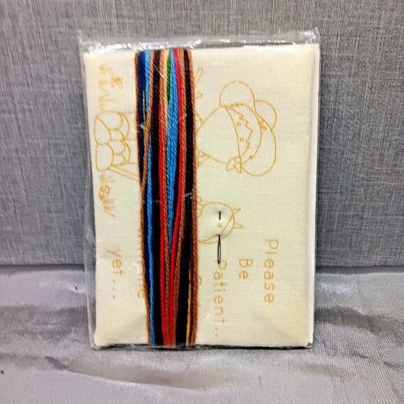 VTG 70s Jiffy Stitchery Crewel Kit Please Be Patient Lynn Davis Beginners Craft - Picture 3 of 4